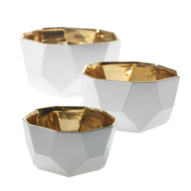 Diamantformweiß-keramischer Kerzenbehälter